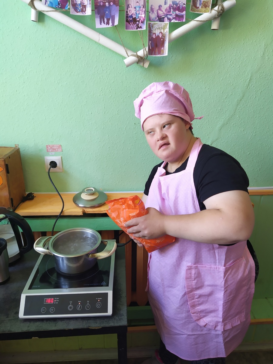 22.09.2023 года - Заседание кулинарного клуба «Вкусные истории». Приготовлении гуляша из говядины с макаронами2